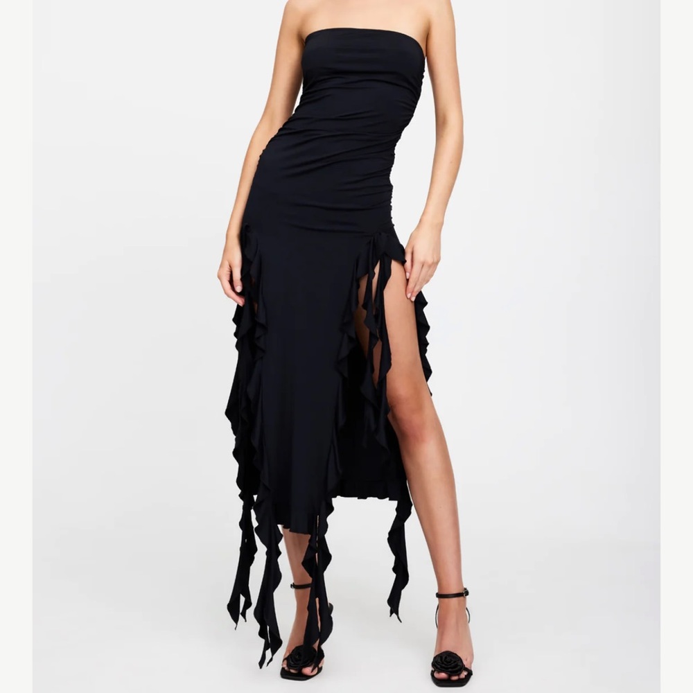 LIONESS - Rendezvous Strapless Dress - Black (Licorice) *Similar to Fanci Club